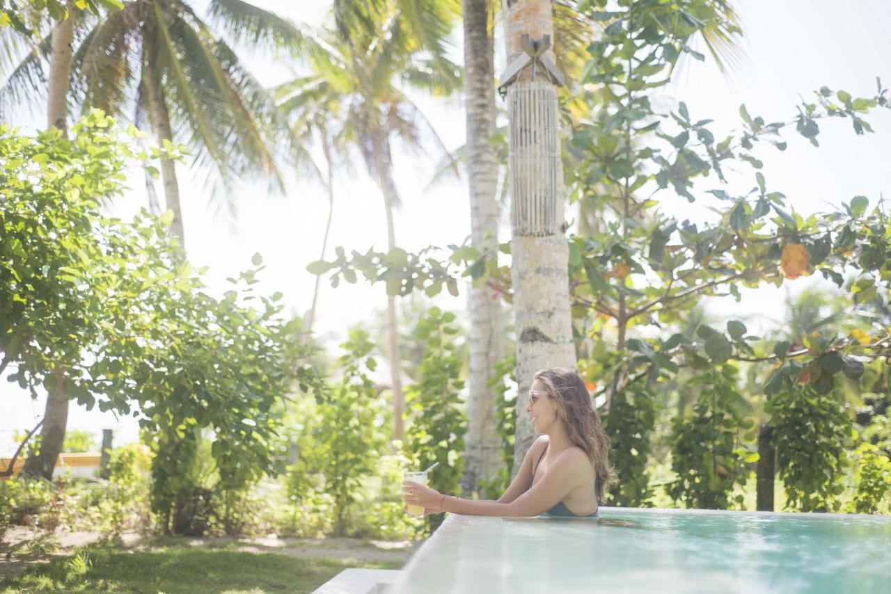 Bravo Beach Resort General Luna  Ngoại thất bức ảnh