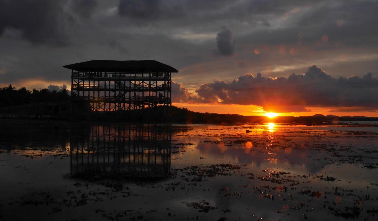 Bravo Beach Resort General Luna  Ngoại thất bức ảnh