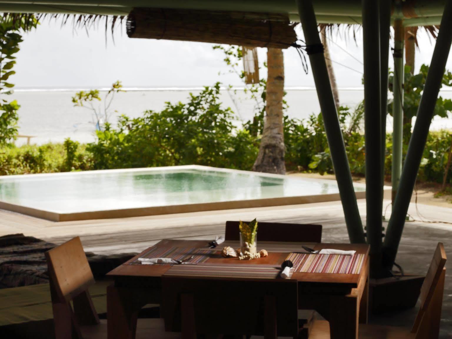 Bravo Beach Resort General Luna  Ngoại thất bức ảnh