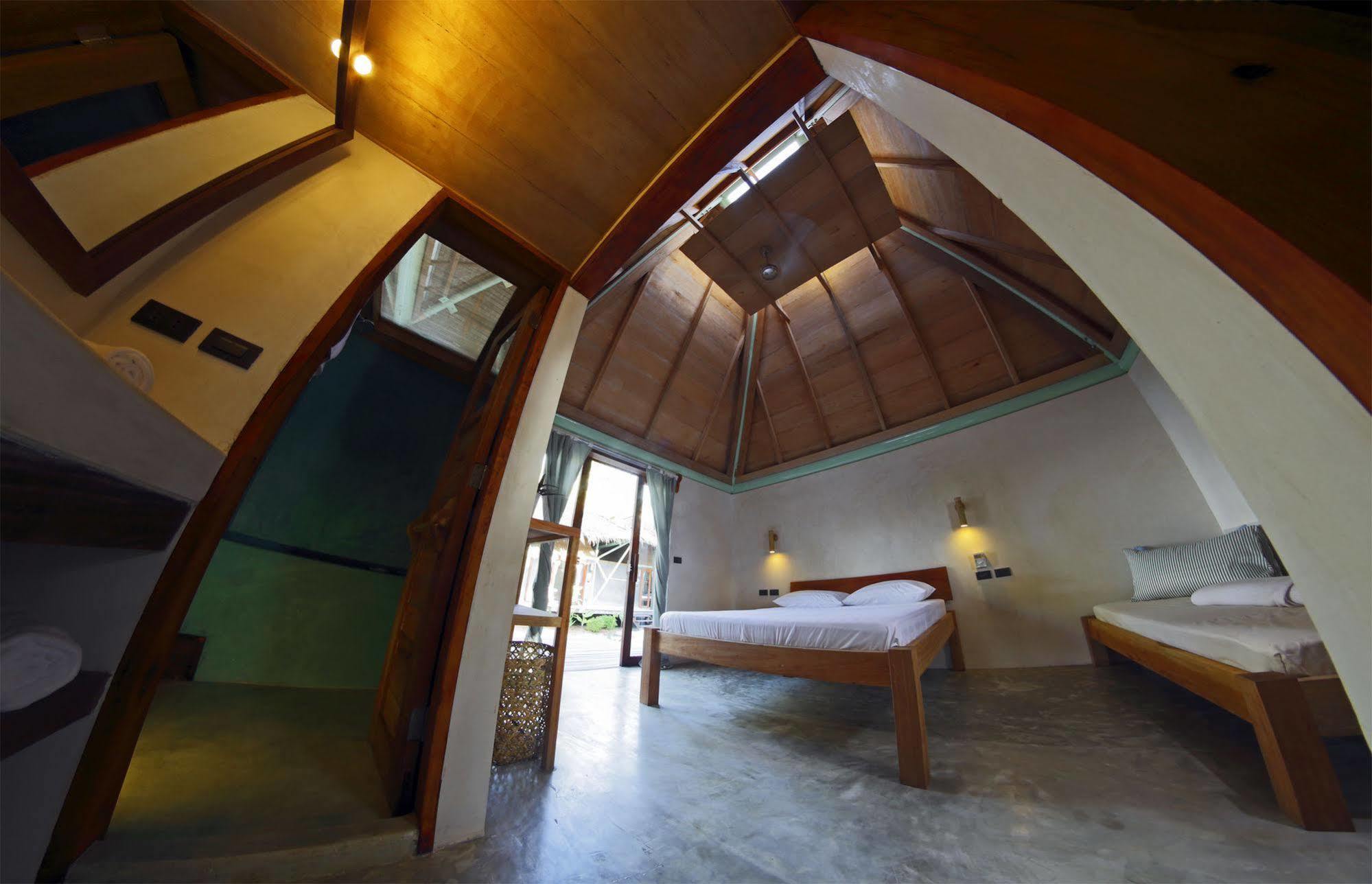 Bravo Beach Resort General Luna  Ngoại thất bức ảnh
